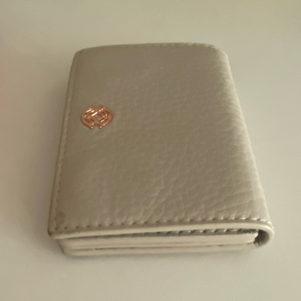Dagne Dover Accordion Cardholder - Picture 5 of 7